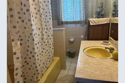 42 Walnut Ave, Dunbar, PA 15431 - Photo 20