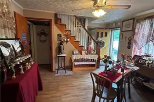 42 Walnut Ave, Dunbar, PA 15431 - Photo 12