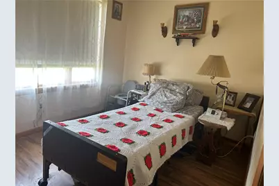 42 Walnut Ave, Dunbar, PA 15431 - Photo 10