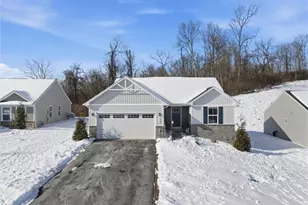 412 Spruce Ln, Houston, PA 15342 - Photo 1