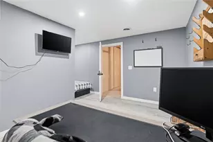 412 Spruce Ln, Houston, PA 15342 - Photo 34