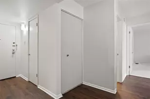 2160 Greentree Rd, Scott Township, PA 15220 - Photo 6