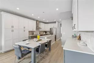 237 N Aiken Ave, Pittsburgh, PA 15206 - Photo 6