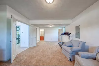 120 Lee Ann Court, Pittsburgh, PA 15239 - Photo 32