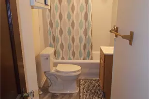 119 Jefferson St, Evans City, PA 16033 - Photo 10