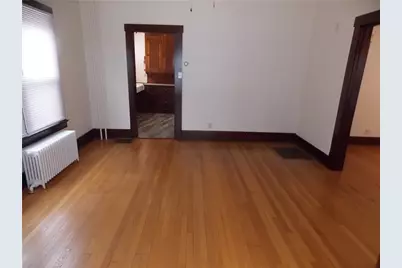 119 Jefferson St., Evans City, PA 16033 - Photo 4