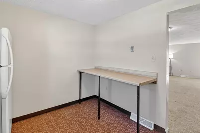 10 McKinley Sq, Coraopolis, PA 15108 - Photo 12