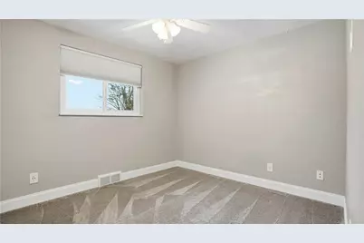 1297 Hillview Dr, North Huntingdon, PA 15642 - Photo 16