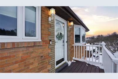 1297 Hillview Dr, North Huntingdon, PA 15642 - Photo 4