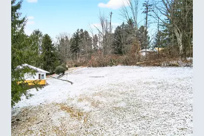 126 Bakers Ln, Washington Township, PA 15613 - Photo 24