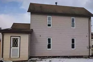 202 Parker Ave, Washington, PA 16323 - Photo 2