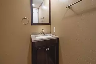 863 Blue Ridge Rd, Pittsburgh, PA 15239 - Photo 22