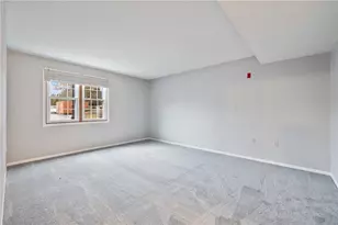 601 Dehaven Ct, Pittsburgh, PA 15116 - Photo 14