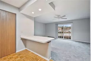 601 Dehaven Ct, Pittsburgh, PA 15116 - Photo 10