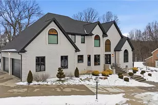 1514 Fox Chase Dr, Pittsburgh, PA 15143 - Photo 2