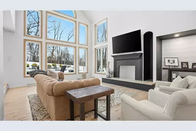 1514 Fox Chase Dr, Pittsburgh, PA 15143 - Photo 10