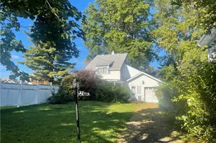 443 Vernon St, New Kensington, PA 15068 - Photo 2