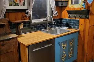 109 Blaine St, Ohiopyle, PA 15470 - Photo 12