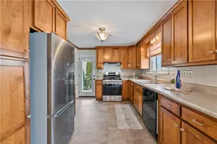 120 Mallard Dr, Kennedy Township, PA 15136 - Photo 8