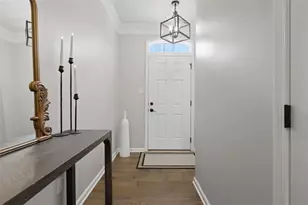 207 Noble Woods Dr, Moon/Crescent Twp, PA 15108 - Photo 4