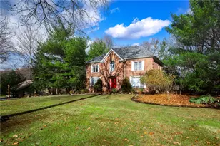 119 Blazing Star Dr, Penn Township, PA 16002 - Photo 2