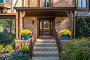 421 Oaklawn Dr, Pittsburgh, PA 15241 - Photo 2