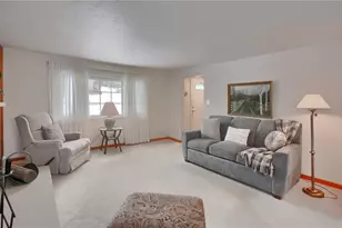 426 Bryan Dr, Findlay Township, PA 15108 - Photo 12