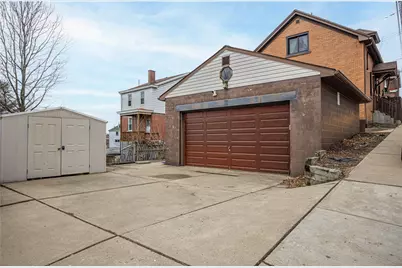 348 Anthony St, Pittsburgh, PA 15210 - Photo 26