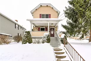 800 N 4th St, Jeannette, PA 15644 - Photo 1