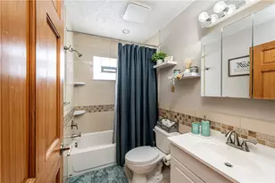 800 N 4th St, Jeannette, PA 15644 - Photo 32