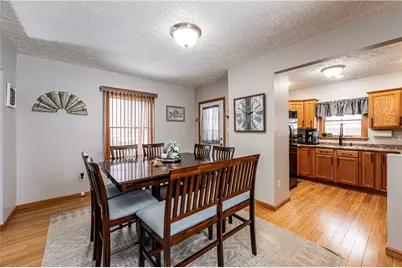 800 N 4th St, Jeannette, PA 15644 - Photo 26