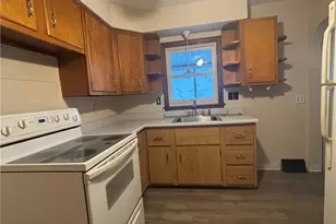 121 Panorama Dr, South Strabane, PA 15301 - Photo 4