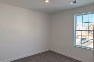 2002 Canterbury Dr, Imperial, PA 15126 - Photo 14