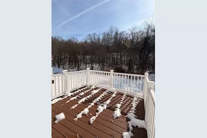 2002 Canterbury Dr #212D, Imperial, PA 15126 - Photo 6