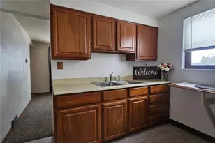 119 Springhouse Dr, Center Township, PA 16001 - Photo 12