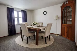 119 Springhouse Dr, Center Township, PA 16001 - Photo 4