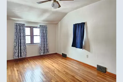 119 Springhouse Dr, Center Township, PA 16001 - Photo 16