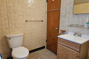 119 Springhouse Dr, Center Township, PA 16001 - Photo 26