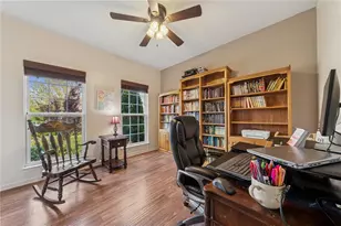 107 Vista Ct, Oakdale, PA 15071 - Photo 10