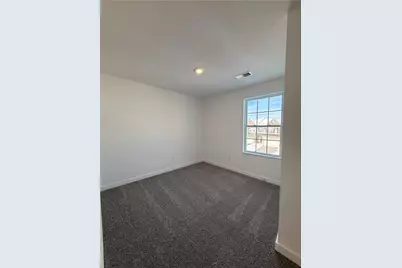 2004 Canterbury Dr #212C, Imperial, PA 15126 - Photo 16