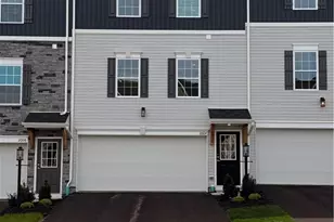 2004 Canterbury Dr, Imperial, PA 15126 - Photo 2