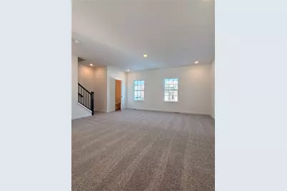 2004 Canterbury Dr #212C, Imperial, PA 15126 - Photo 8