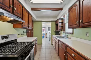 5234 Waltherman St, Ross Twp, PA 15229 - Photo 8