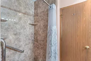 141 Cambridge Dr, Springdale Township, PA 15049 - Photo 24