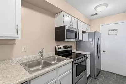 141 Cambridge Dr, Springdale Township, PA 15049 - Photo 14