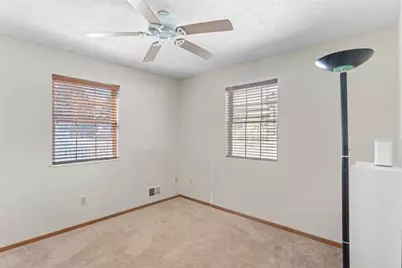 141 Cambridge Dr, Springdale Township, PA 15049 - Photo 36