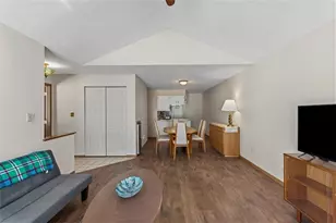 141 Cambridge Dr, Springdale Township, PA 15049 - Photo 8