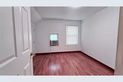 333 Lawn St, Pittsburgh, PA 15213 - Photo 12