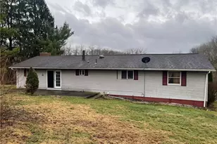 128 Hamilton Ln, New Beaver Boro, PA 16141 - Photo 6