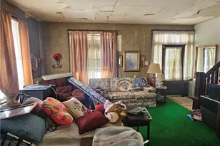 802 Harrison Ave, Jeannette, PA 15644 - Photo 8